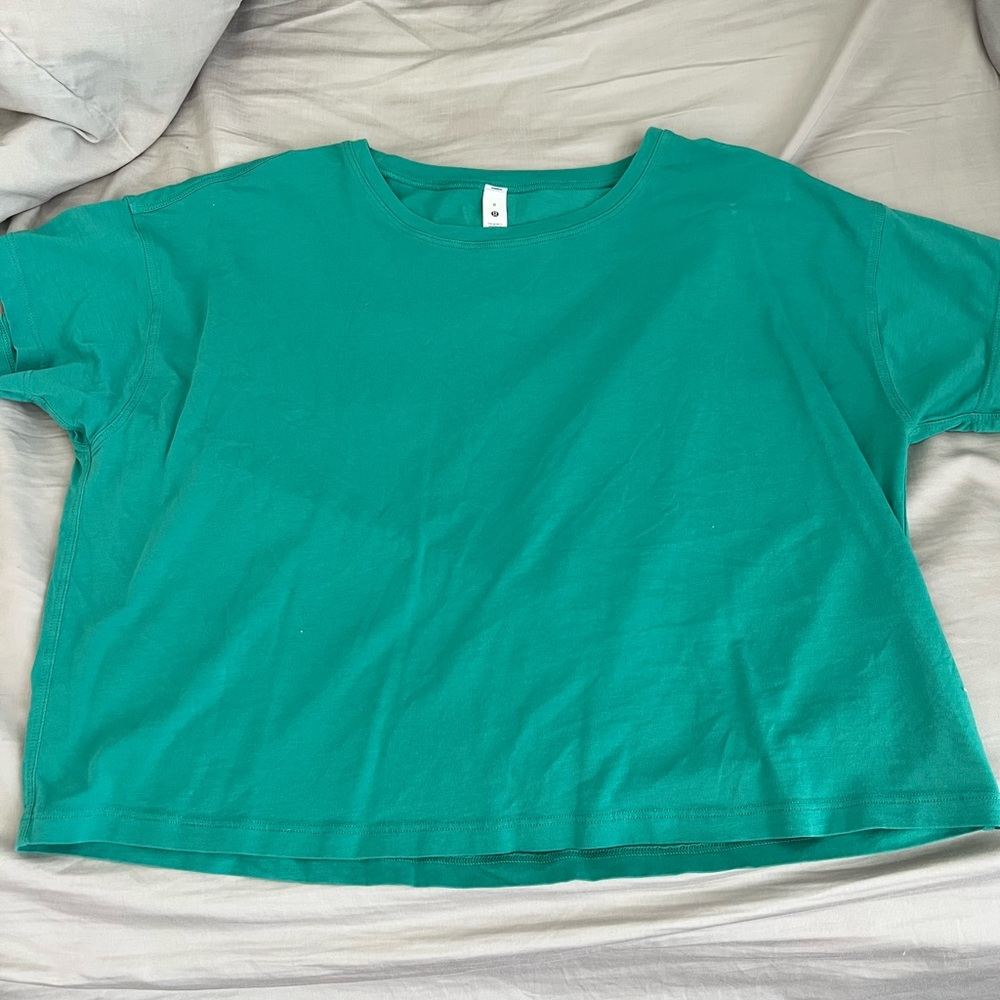 Lululemon cates tee